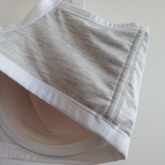 NATORI Yogi Underwire Sports Bra in Feather Gray White - Size 36DDD - Picture 10 of 13